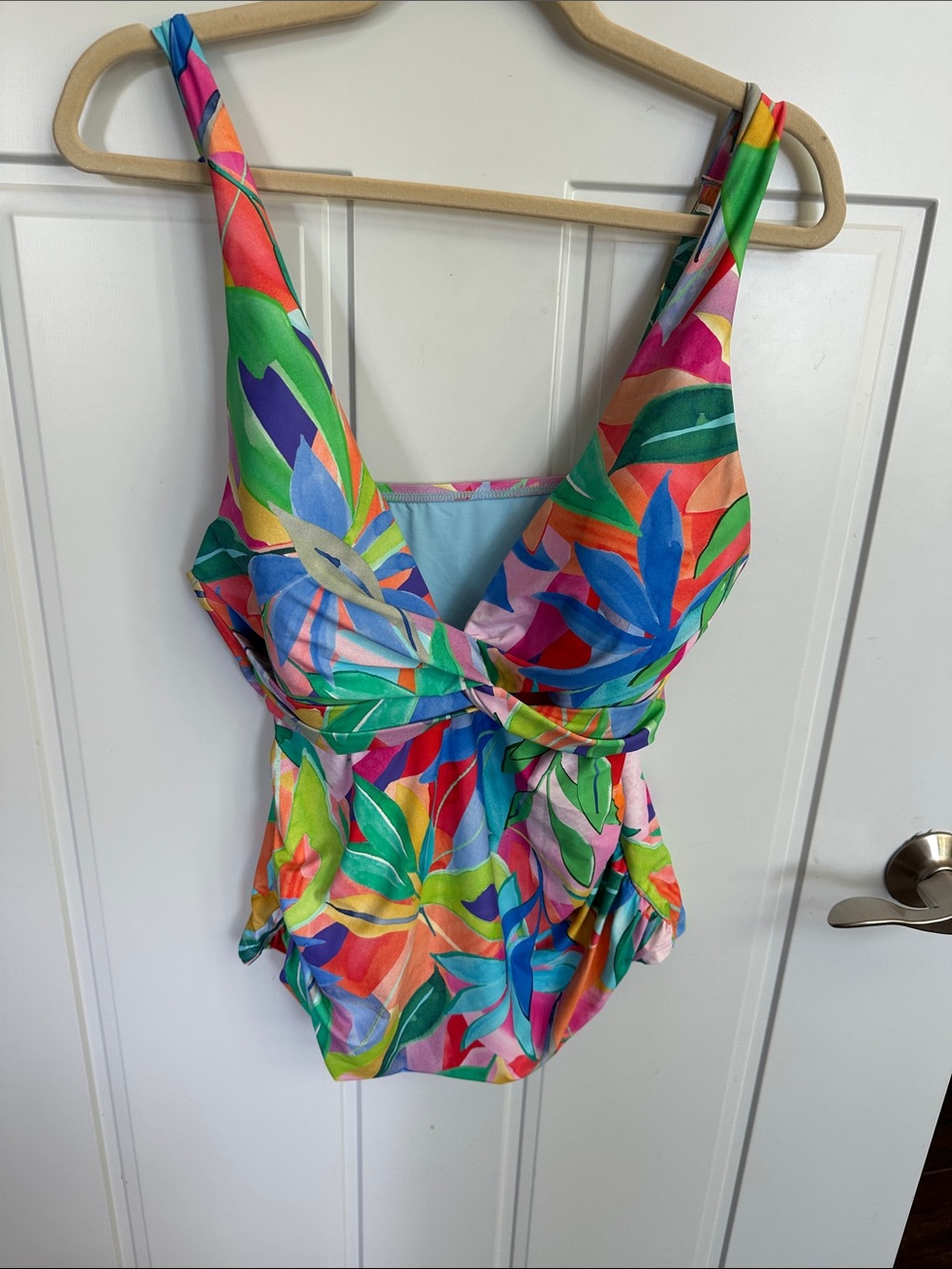 NWT La Blanca Multi-Color Tropical Leaf Tankini Swimsuit Top Size 14 Padded